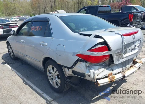 2007 Honda Accord 2.4 Lx из США, поврежденный, VIN 1HGCM56407A123313